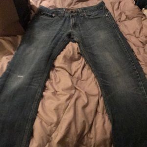 Light wash Levi’s Original Jeans 514 Slim Straight